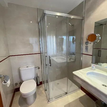 Hotel Arturo 2*