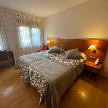 Arturo Hotel 2*