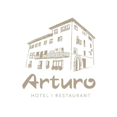 Arturo Hotel 2*