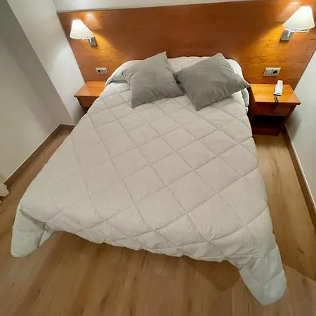 Arturo Hotel 2*
