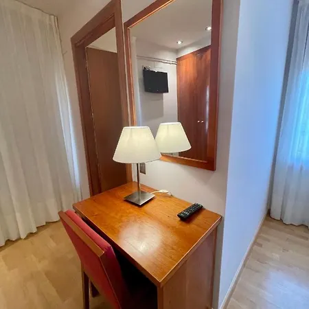 Arturo Hotel