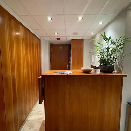 Arturo Hotel 2*