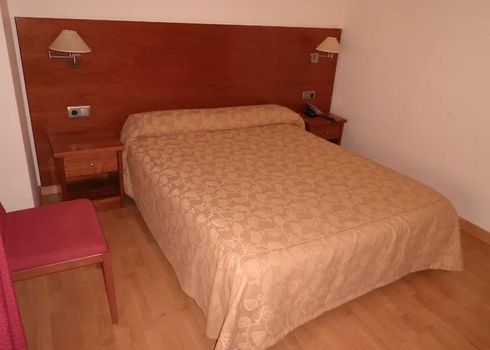 Hotel Arturo 2*